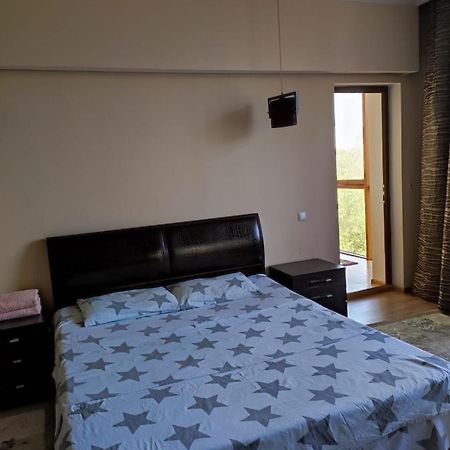 2 Room Flat Almati Kültér fotó