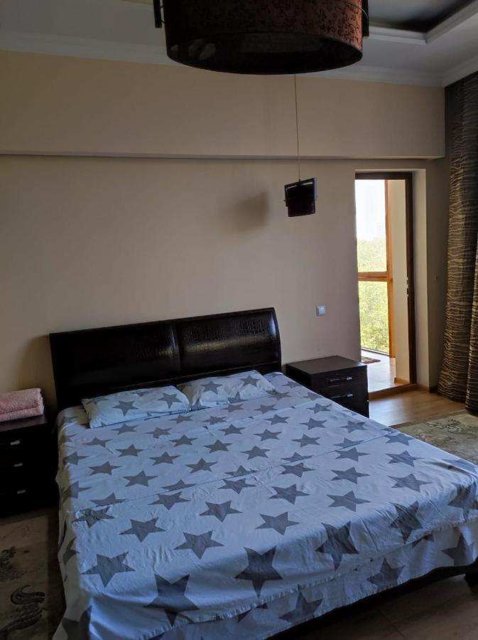 2 Room Flat Almati Kültér fotó